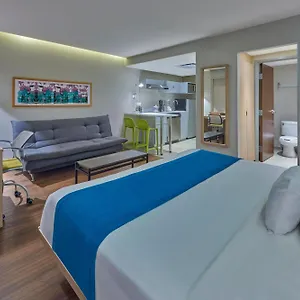 Express By Marriott Playa del Carmen
